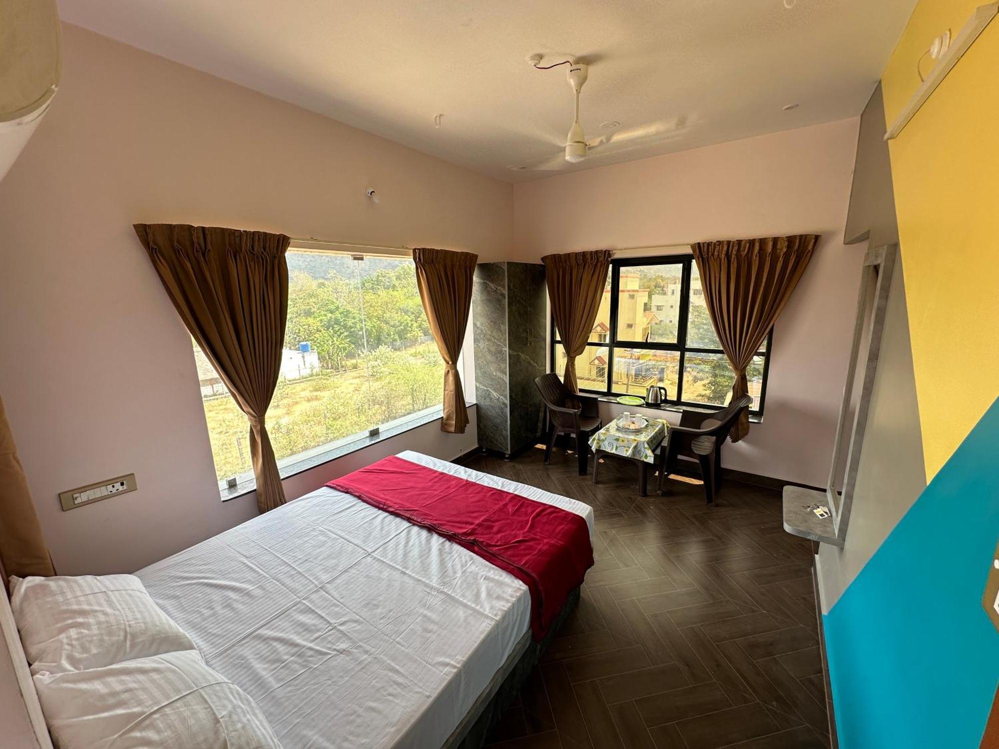 Om Lingeswaran Home Stay Tiruvannāmalai エクステリア 写真